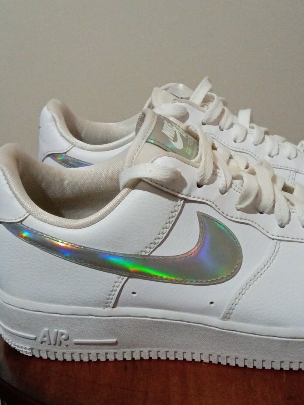 Nike Air Force 1 Low Top White/Silver Iridescent Leather CJ1646-100 Women’s Sz 9 - Picture 4 of 13
